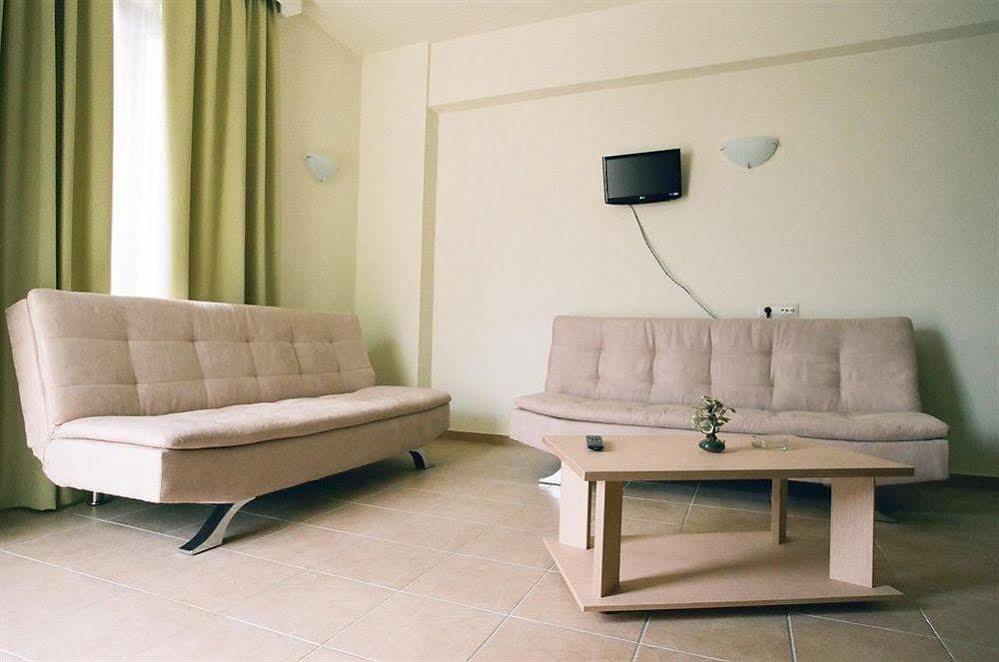 Athina Beach Hotel Kato Daratso Exterior photo