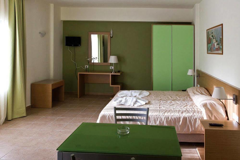 Athina Beach Hotel Kato Daratso Exterior photo